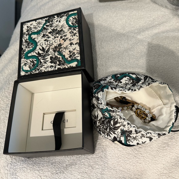 Gucci Bracelet - Picture 6 of 6